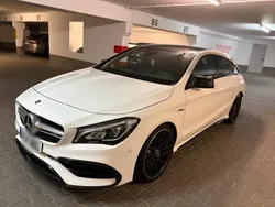 Weiß Gebraucht 2018 Mercedes CLA45 AMG Shooting Brake AMG Kombi | 28.600 € (Fairer Preis)