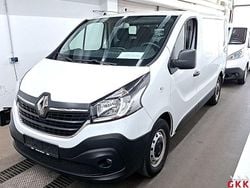 Weiß Gebraucht 2022 Renault Trafic Komfort Van / Kleinbus | 19.000 € (Guter Preis)