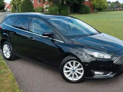 Schwarz Gebraucht 2015 Ford Focus Titanium Kombi | 7.500 € (Guter Preis)