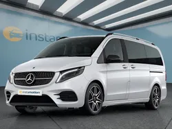 Weiß Gebraucht 2022 Mercedes V300 Van / Kleinbus | 56.299 € (Fairer Preis)
