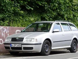 Silber Gebraucht 2006 Skoda Octavia Tour Kombi | 1.400 € (Guter Preis)