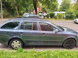 Braun Gebraucht 2008 Skoda Octavia Kombi | 4.400 €