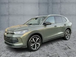 Schwarz Neu 2024 VW Tiguan Life SUV | 46.970 € (Teuer)