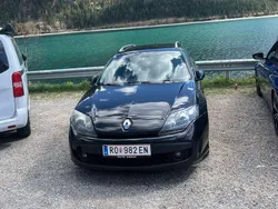 Gebraucht 2010 Renault Laguna GrandTour Dynamique Kombi | 950 €