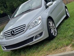 Silber Gebraucht 2008 Mercedes B180 Van / Kleinbus | 3.990 € (Fairer Preis)