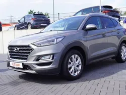 Grau Gebraucht 2019 Hyundai Tucson SUV | 18.990 € (Guter Preis)