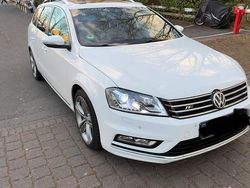 Weiß Gebraucht 2012 VW Passat R-line Kombi | 8.500 € (Etwas zu teuer)
