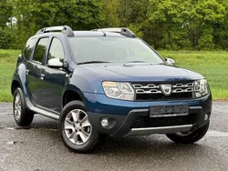 Blau Gebraucht 2015 Dacia Duster Celebration SUV | 7.490 € (Guter Preis)
