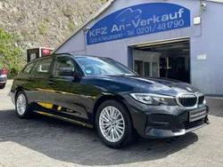 Schwarz Gebraucht 2022 BMW 320e Sport Line Kombi | 23.250 € (Guter Preis)