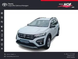 Weiß Gebraucht 2022 Dacia Jogger Essentiel Limousine | 16.790 € (Guter Preis)