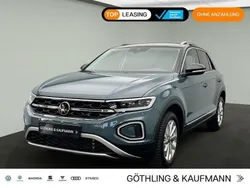 Petroleum blue metallic Gebraucht 2024 VW T-Roc Style SUV | 28.980 € (Fairer Preis)