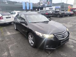 Schwarz Gebraucht 2012 Honda Accord Executive Limousine | 8.449 € (Guter Preis)