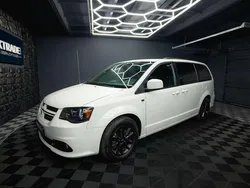 Weiß Gebraucht 2019 Dodge Grand Caravan Van / Kleinbus | 17.990 € (Etwas zu teuer)