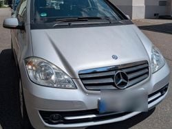 Grau Gebraucht 2010 Mercedes A150 Limousine | 6.150 € (Fairer Preis)