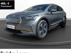 Grau Gebraucht 2025 Skoda Enyaq iV Loft SUV | 43.950 € (Superpreis)