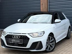 Weiß Gebraucht 2021 Audi A1 Sportback S-Line Kleinwagen | 16.700 €