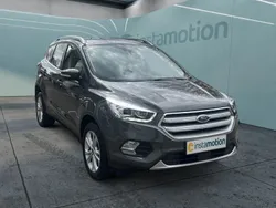 Grau Gebraucht 2019 Ford Kuga Titanium SUV | 16.340 € (Guter Preis)