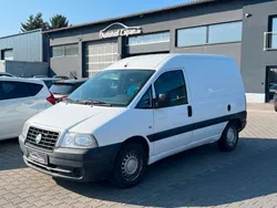 Weiß Gebraucht 2005 Fiat Scudo Van / Kleinbus | 4.999 €