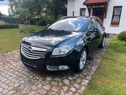 Schwarz Gebraucht 2013 Opel Insignia Active Kombi | 6.490 € (Guter Preis)