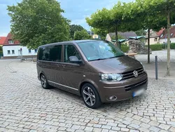 Braun Gebraucht 2013 VW T5 Highline Van | 23.000 €