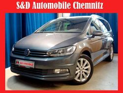 Grau Gebraucht 2017 VW Touran Highline Van / Kleinbus | 14.999 € (Fairer Preis)