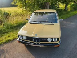 Gelb Gebraucht 1978 BMW 520 Limousine | 15.900 €