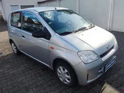 Silber Gebraucht 2003 Daihatsu Cuore Kleinwagen | 2.990 €