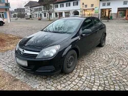 Schwarz Gebraucht 2006 Opel Astra Coupé | 1.599 €