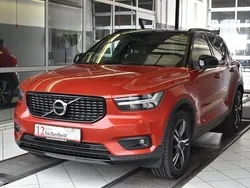 Rot Gebraucht 2020 Volvo XC40 R-Design SUV | 29.480 €
