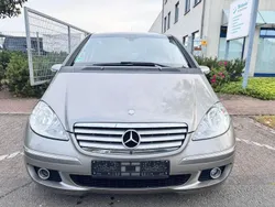 Grau Gebraucht 2006 Mercedes A200 Elegance Kleinwagen | 2.999 € (Fairer Preis)