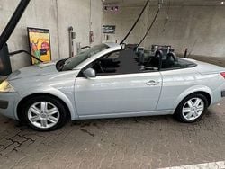 Silber Gebraucht 2004 Renault Mégane Cabriolet Dynamique Cabrio | 1.150 € (Guter Preis)