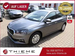 Graphitgrau metallic Neu 2025 Skoda Fabia Selection Limousine | 18.564 € (Fairer Preis)