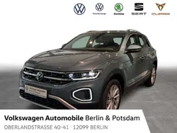Petroleum blue metallic Gebraucht 2023 VW T-Roc Style SUV | 29.440 € (Etwas zu teuer)