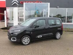 Schwarz Gebraucht 2021 Citroën Berlingo Feel Van / Kleinbus | 20.900 € (Etwas zu teuer)