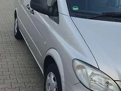 Silber Gebraucht 2009 Mercedes Vito Van / Kleinbus | 9.999 €