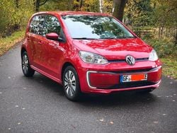 Rot Gebraucht 2023 VW e-up! Kleinwagen | 16.200 € (Guter Preis)