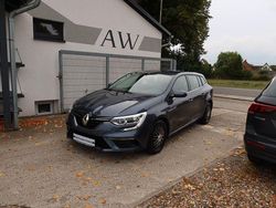 Grau Gebraucht 2017 Renault Mégane IV Life Limousine | 6.499 € (Superpreis)