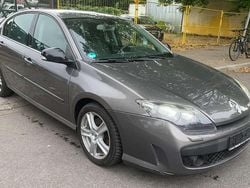 Grau Gebraucht 2010 Renault Laguna GrandTour Luxe Kombi | 2.999 € (Fairer Preis)
