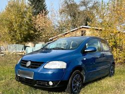 Blau Gebraucht 2009 VW Fox Refresh Kleinwagen | 3.300 € (Fairer Preis)