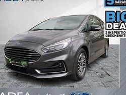 Magneticgrau (metallic) Gebraucht 2022 Ford S-MAX Titanium Van / Kleinbus | 22.280 € (Superpreis)