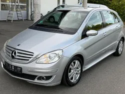 Silber Gebraucht 2008 Mercedes B180 Van / Kleinbus | 2.790 € (Superpreis)