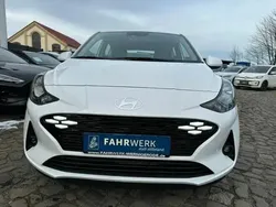 Weiß Neu 2024 Hyundai i10 Kleinwagen | 14.900 € (Guter Preis)