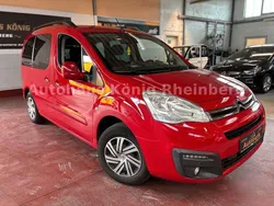 Rot Gebraucht 2017 Citroën Berlingo Shine Van / Kleinbus | 11.800 € (Fairer Preis)