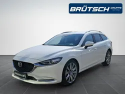 Snowflake white pearl metallic Gebraucht 2019 Mazda 6 Exclusive-Line Kombi | 21.980 € (Fairer Preis)