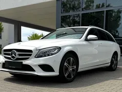 Weiß Gebraucht 2020 Mercedes C200 Avantgarde Limousine | 23.500 € (Fairer Preis)