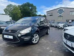 Schwarz Gebraucht 2011 Ford S-MAX Titanium Van / Kleinbus | 5.999 € (Teuer)