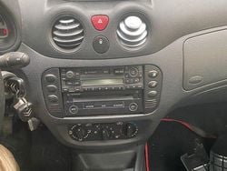 Braun Gebraucht 2005 Citroën C3 Exclusive Kleinwagen | 1.250 € (Teuer)