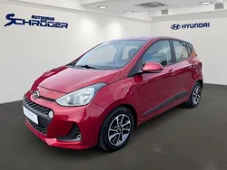 Rot Gebraucht 2017 Hyundai i10 Style Kleinwagen | 10.490 € (Teuer)
