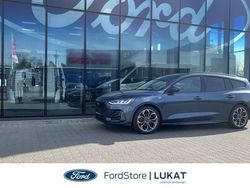 Chrome blue metallic Gebraucht 2024 Ford Focus ST-Line X Limousine | 31.900 € (Teuer)
