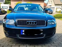 Schwarz Gebraucht 2003 Audi A4 Limousine | 3.300 € (Etwas zu teuer)